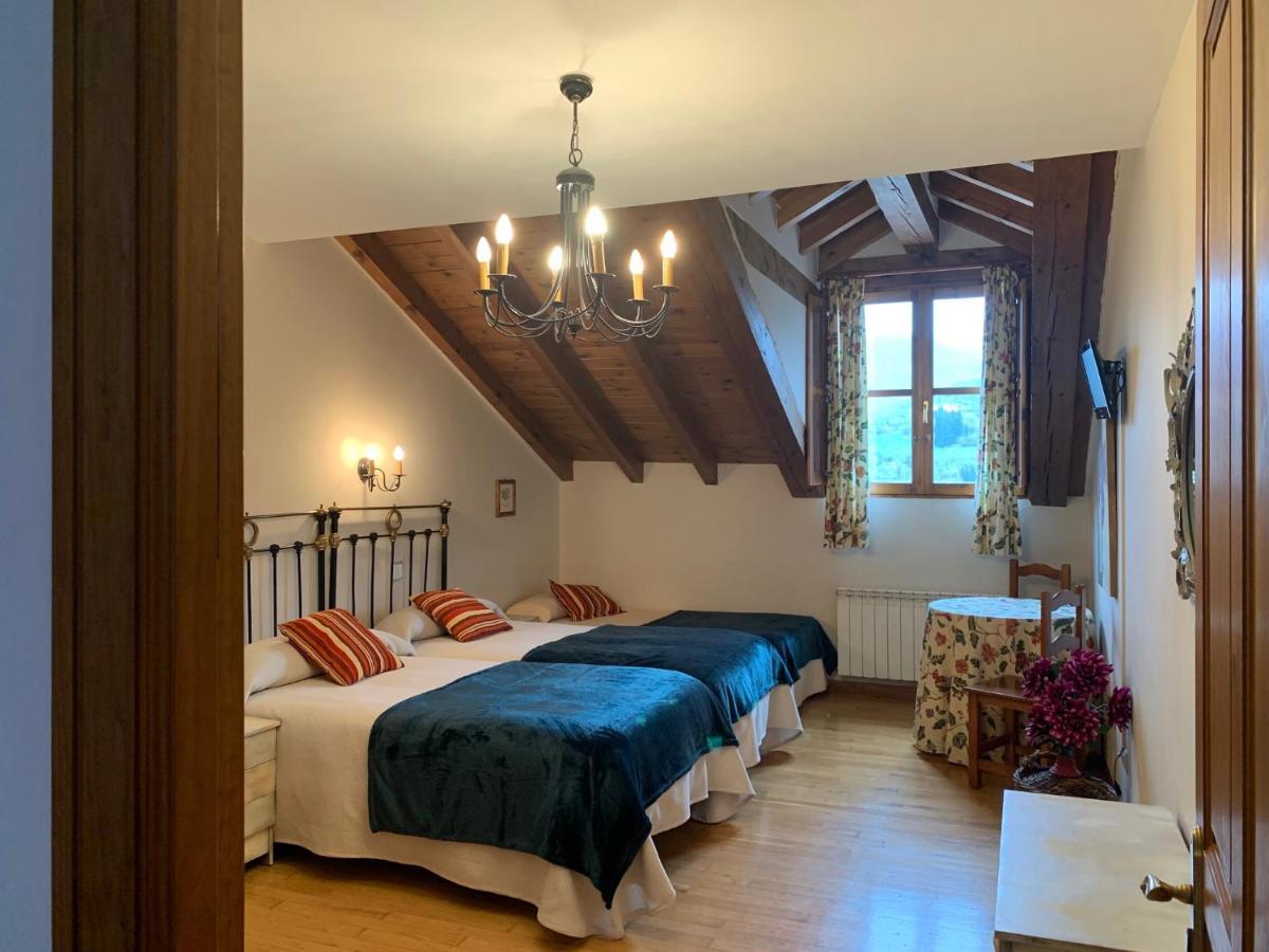 Hotel Mirador De Enterrias Zewnętrze zdjęcie