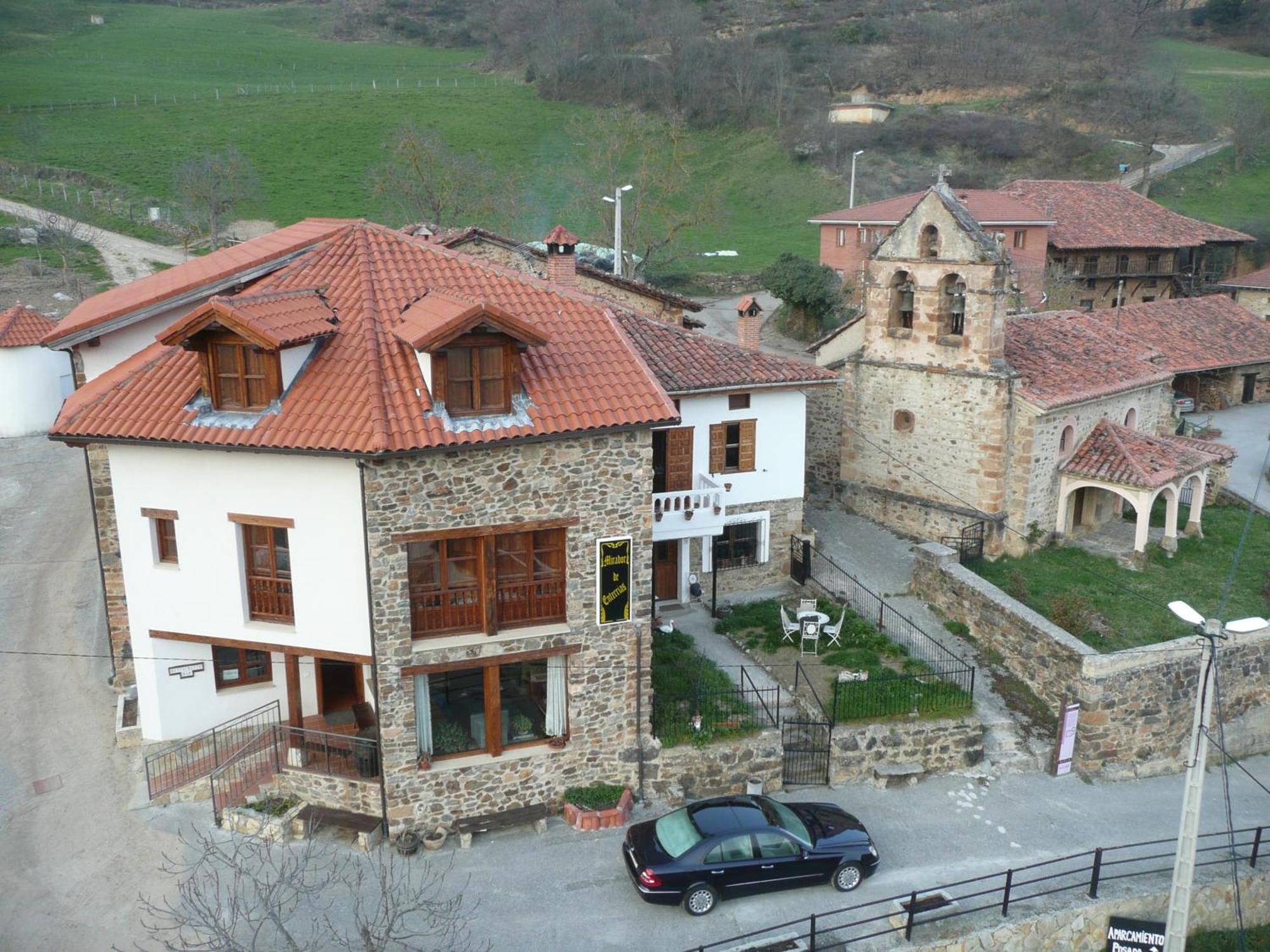 Hotel Mirador De Enterrias Zewnętrze zdjęcie