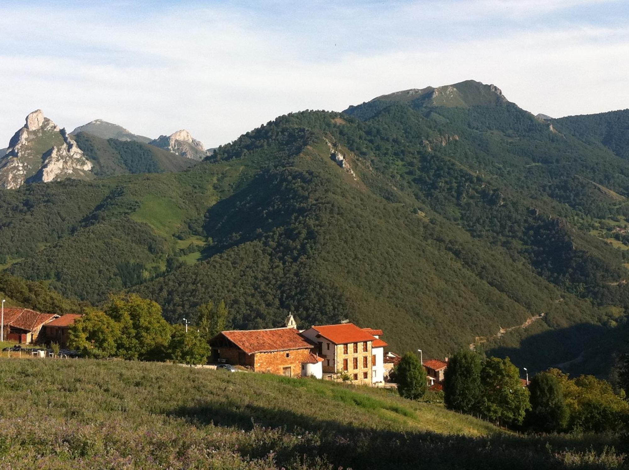 Hotel Mirador De Enterrias Zewnętrze zdjęcie