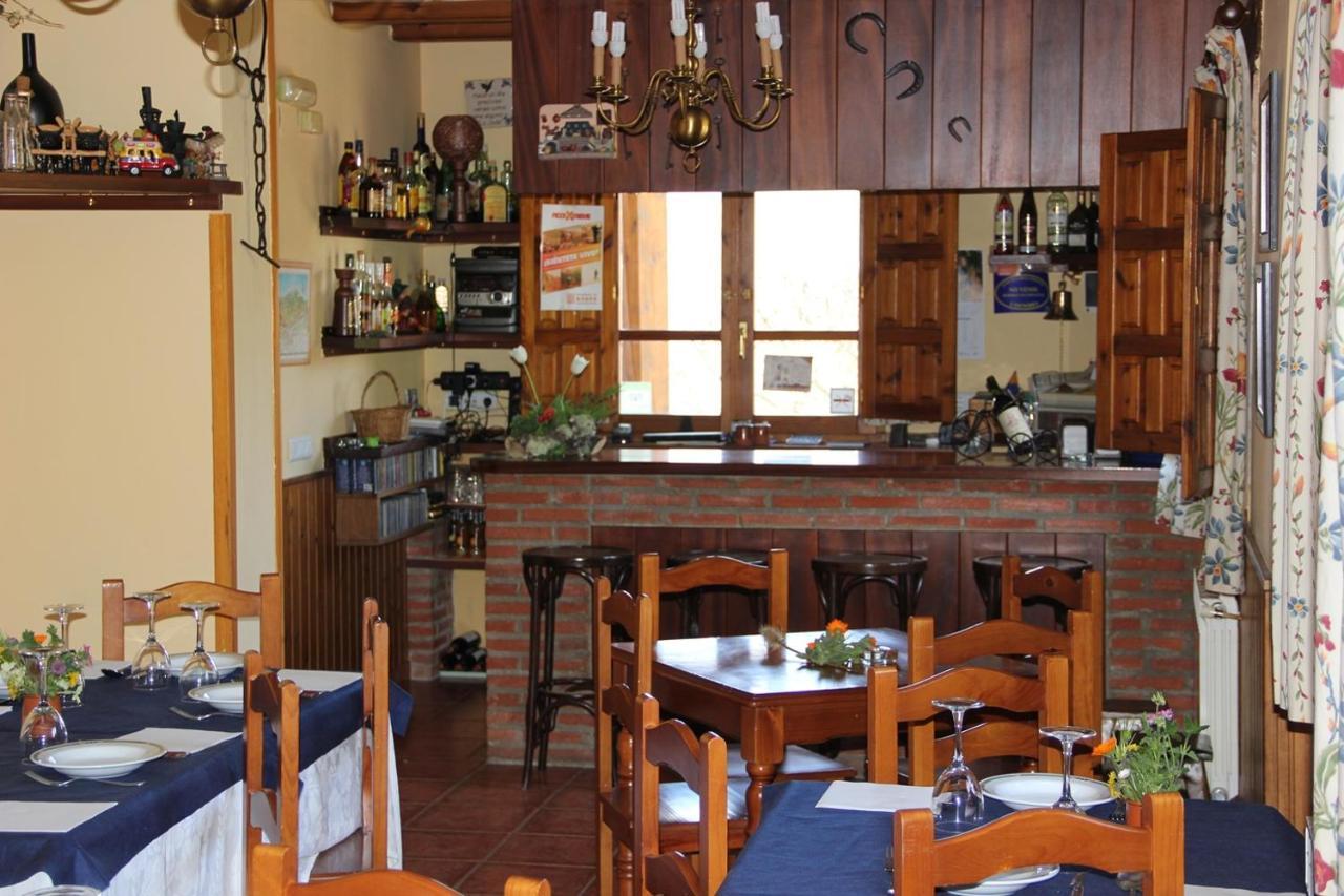 Hotel Mirador De Enterrias Zewnętrze zdjęcie