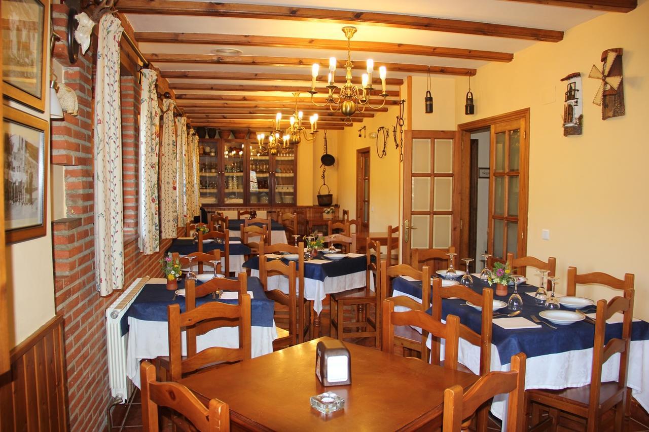 Hotel Mirador De Enterrias Zewnętrze zdjęcie